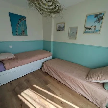 Appartement Avec Jardin Et Acces Mer Grandcamp-Maisy Exterior photo